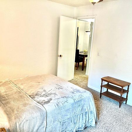 Daytona 2 Bed Apartment 10 Minutes To Beach With Balcony Port Orange Zewnętrze zdjęcie