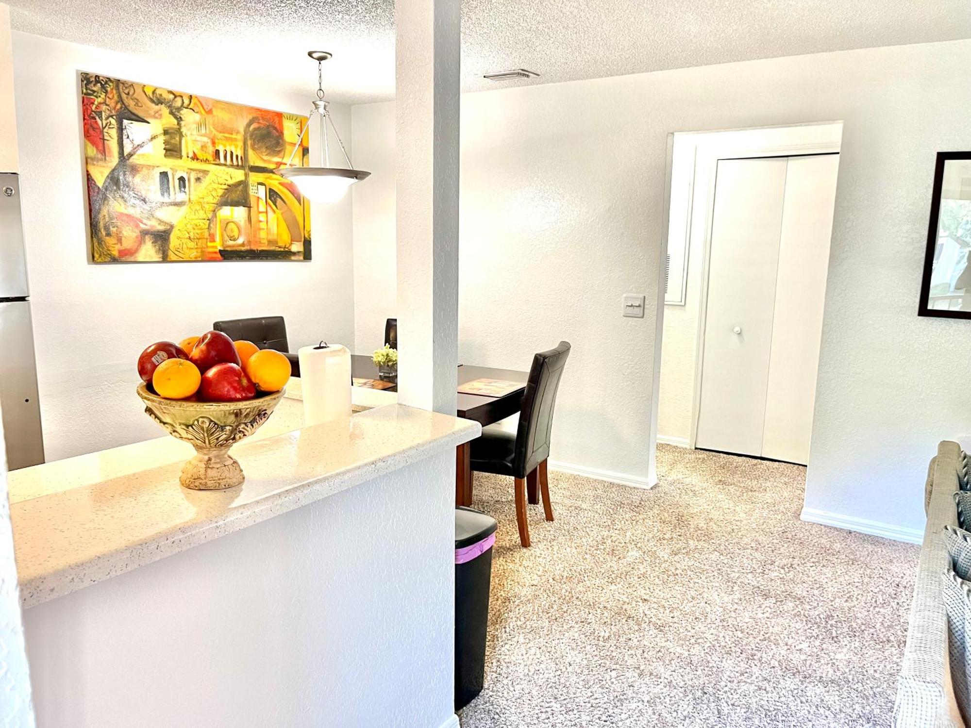 Daytona 2 Bed Apartment 10 Minutes To Beach With Balcony Port Orange Zewnętrze zdjęcie